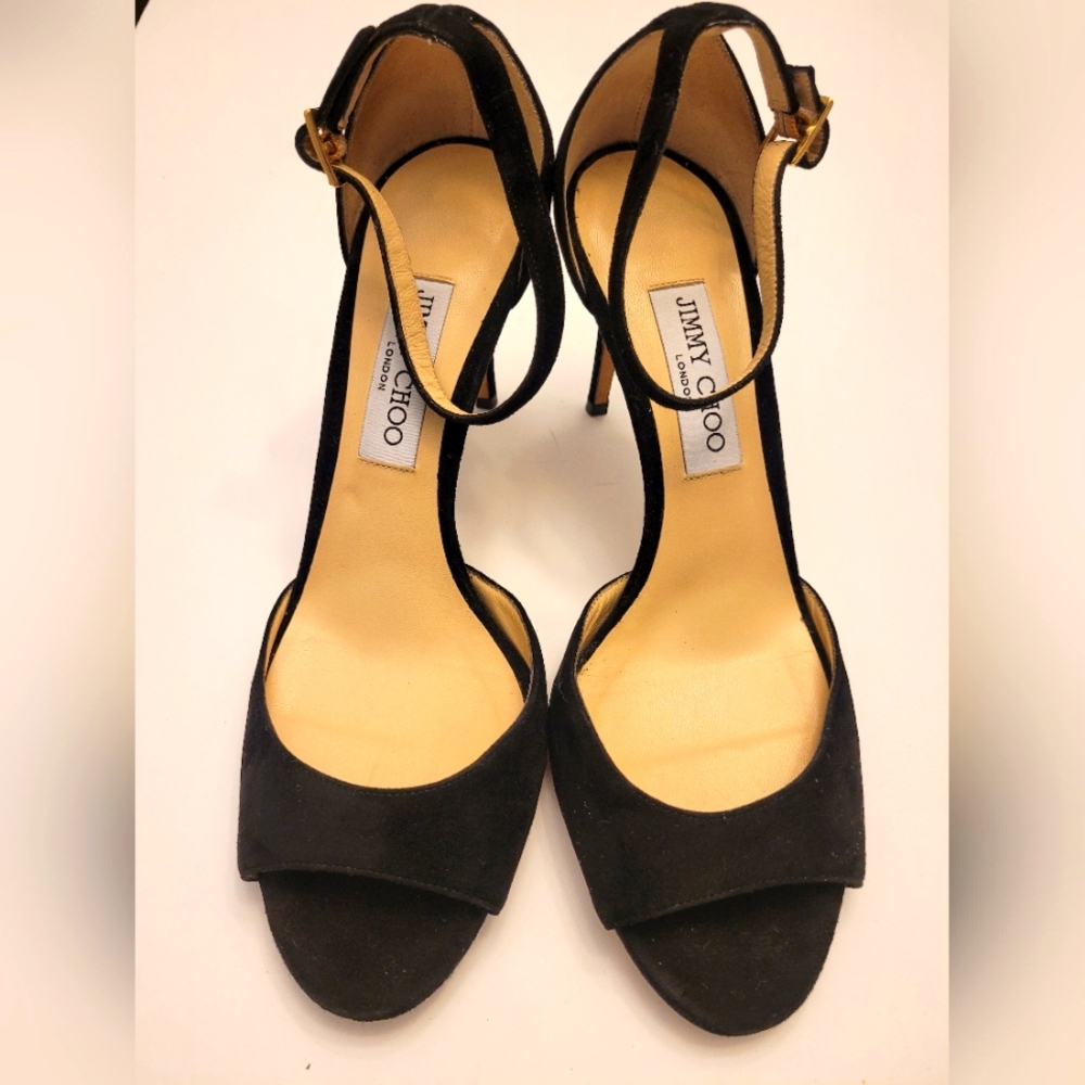 Pair of shoes